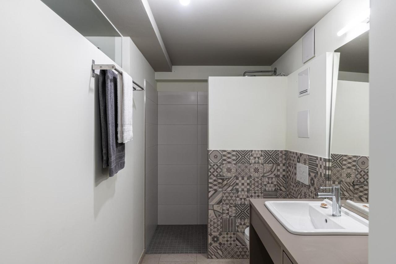 West Apartments ショルンドルフ エクステリア 写真