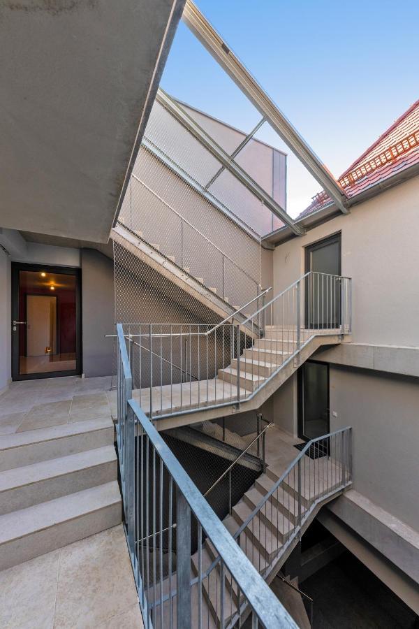 West Apartments ショルンドルフ エクステリア 写真